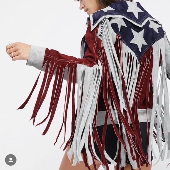 Understated Leather American Woman Fringe Jacket - Picture 13 of 13